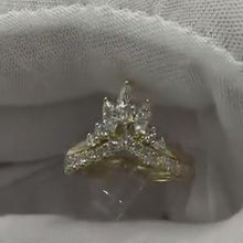 Load image into Gallery viewer, Marquise crown diamond band, top view