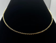 Load image into Gallery viewer, Rope Chain 18&quot; Chain Necklace in 14k Gold
