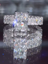 Load image into Gallery viewer, Design reference: radiant center and radiant-cut band, front view
